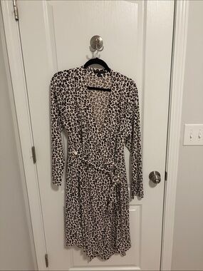 Banana Republic Factory Leopard-Print Wrap Dress in Beige and Black